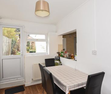 5 bedroom terraced house to rent - Photo 2