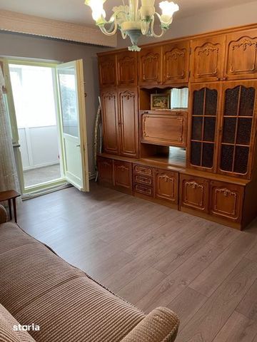 Inchiriez apartament 2 camere zona Narcisa - Photo 2