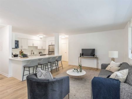 For Lease - 240 Markland Drive Unit# 403, Toronto, Ontario - Photo 5