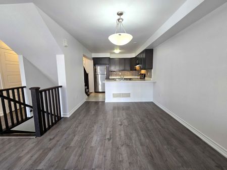 For Lease - 518 Buckeye Court, Milton, Ontario - Photo 3