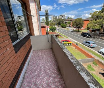 For Rent: Spacious 2-Bedroom Unit in Prime Location! Conveniently L... - Photo 6