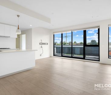 STUNNING TWO BEDROOM APARTMENT – UNFURNISHED - Photo 3