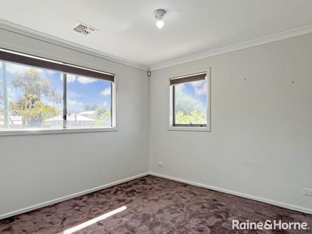 Viewings by appointment. Call 0410 583 048 - Photo 4