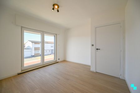 Instapklare eengezinswoning in een rustige buurt in Oostrozebeke! - Photo 5