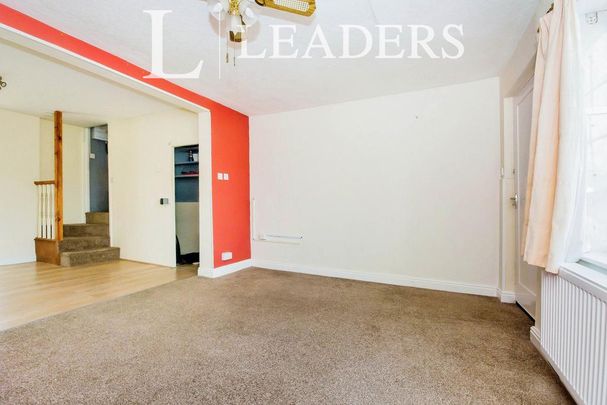 2 bedroom detached house to rent - Photo 1