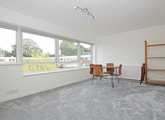 Kings Road - Photo 1