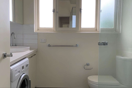 5/5 Willow Grove, Canterbury VIC 3126 - Apartment For Rent | Domain - Photo 2