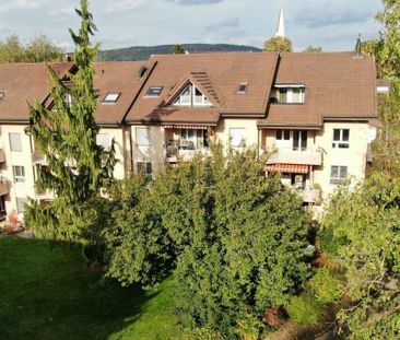 schöne 3.5 Zi.-Dachwohnung im Dorfzentrum - Photo 2