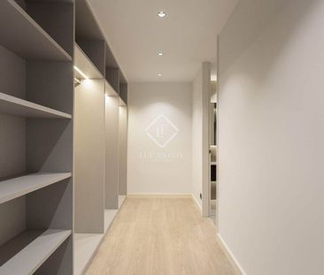 Barcelona, Catalonia 08005 - Photo 2