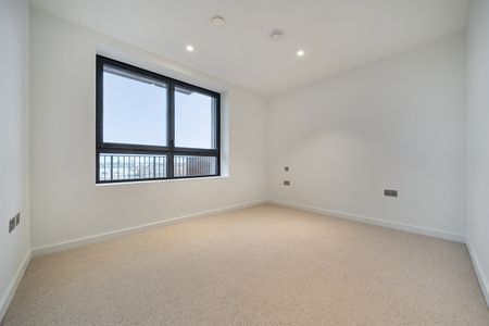 Available from 12/12/2025 - 2 Bed Apartment, Unfurnished - Photo 4