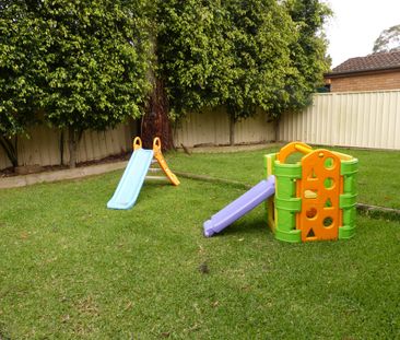 Lovely Family home in beautiful condition - Photo 4