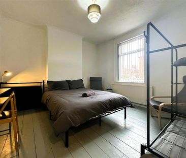 4 bedroom house to rent - Photo 4