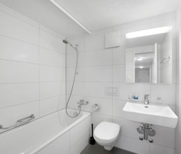 kompakt und citynah - 2.5- Zimmerwohnung beim Silberturm - Foto 3