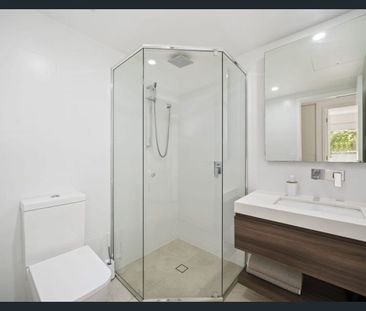 Unfurnished Executive 2 Bedroom Apartment - Photo 5