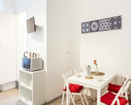 Via Paolo Bassi, Milan, Lombardy 20159 - Photo 4