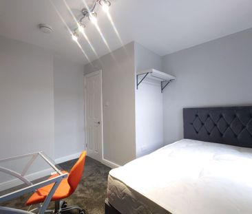 Broadwood Street, Liverpool. - Photo 3