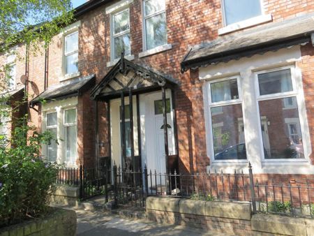 3 bedroom terraced house to rent - Photo 3