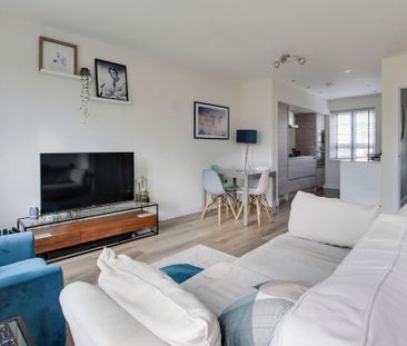 2 bedroom end of terrace house to rent - Photo 6