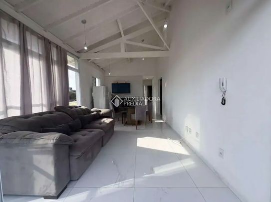Cobertura com 3 quartos e 120m² para alugar em Ingleses do Rio Vermelho, Florianópolis. - Foto 1