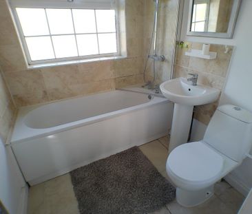 2 bedroom terraced house to rent - Photo 6