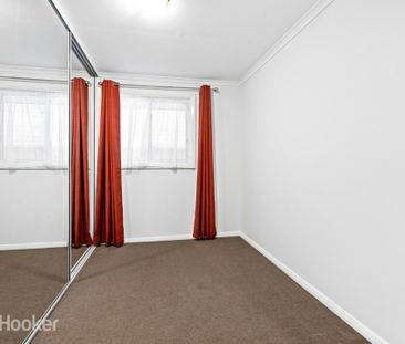 12 Mccubbin Avenue, Hope Valley SA, Belconnen - Photo 2