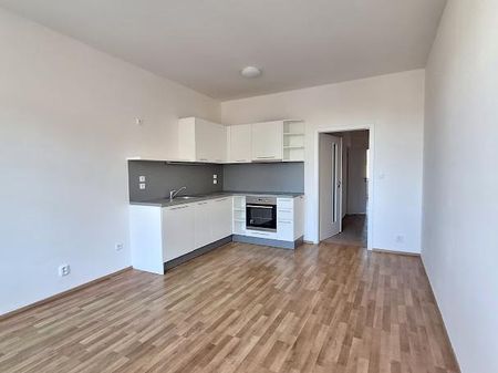 Pronájem bytu 2+kk 51 m2 - Fotografie 3