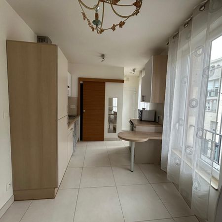 Appartement RUE DU GENERAL SARRAIL - Photo 3