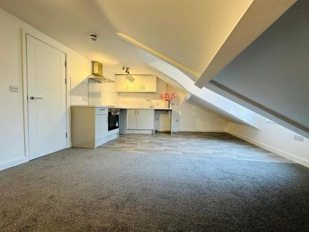 1 bedroom flat to rent - Photo 2