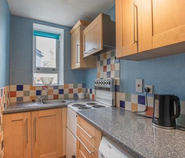 2 bedroom apartment to rent - Photo 3