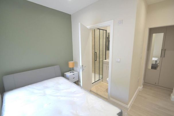7 bedroom terraced house to rent - Photo 1