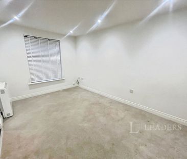 1 bedroom apartment to rent West End Court, Crompton Street, Warwic... - Photo 4