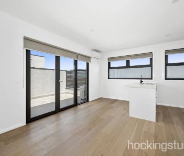 Unit 2/14 Lorensen Avenue, Coburg North. - Photo 1