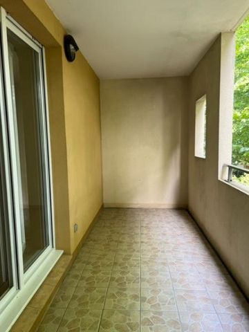 Location Appartement 3 pièces 53m² BRIGNOLES 83170 - Photo 3