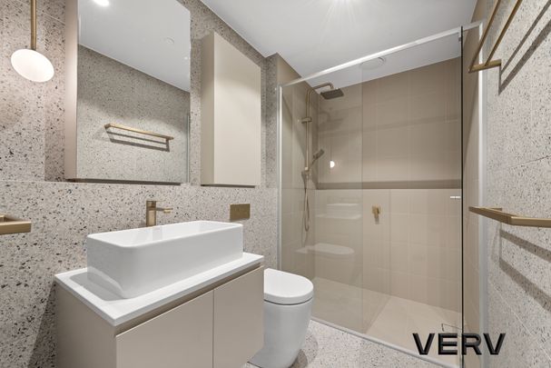 LUXURY APARTMENT IN THE HEART OF BRADDON - Photo 1