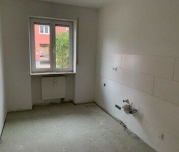 Wohnung im EG mit neuem Bad und ebenerdiger Dusche - Photo 1