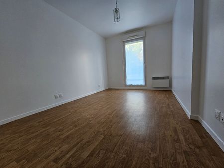 Location appartement 3 pièces, 63.77m², Cergy - Photo 3