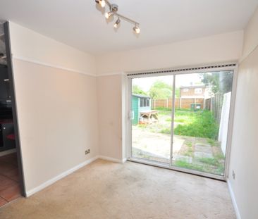 3 bedroom terraced house to rent - Photo 6