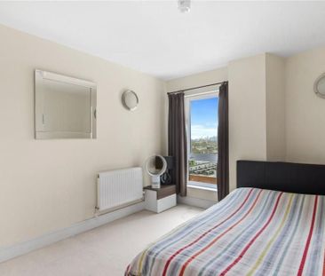 2 Bed Flat, Raphael House, IG1 - Photo 6