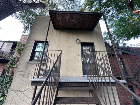 Montréal (Le Plateau-Mont-Royal) (Le Plateau-Mont-Royal) - Photo 4