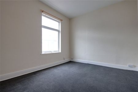 2 bed terraced house to rent in Carlow Street, Middlesbrough, TS1 - Photo 4