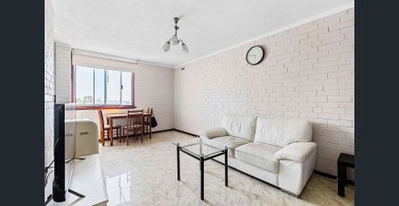 FURNISHED 1 BEDROOM, 1 BATHROOM APARTMENT IN BEY APARTMENTS - Photo 2