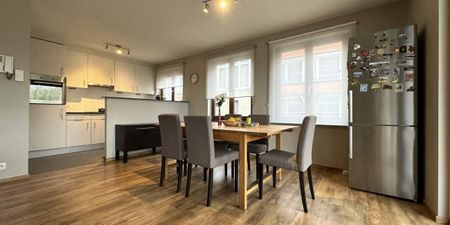 Appartement te huur in Erembodegem voor € 1.100 met 2 slaapkamers - Photo 2