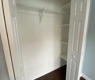 199.2 Wellington Street - 1 bed, 1 bath RENOVATED UNIT - Photo 5