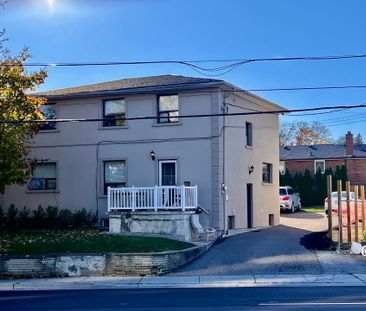 For Lease - 952 Scarlett Road Unit# 2, Toronto, Ontario - Photo 2