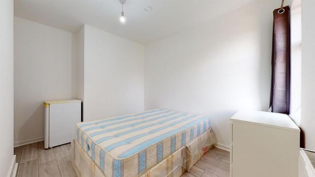 1 bedroom property to rent - Photo 1