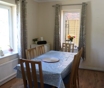 3 bedroom detached house to rent - Photo 1