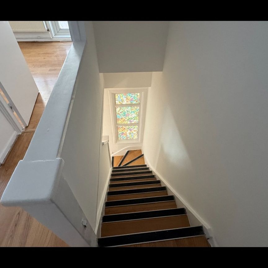 2 Bed Flat, Athenaeum Court, N5 - Photo 1