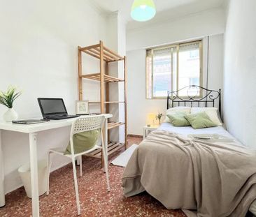 Carrer de Vázquez de Mella, Burjassot, Valencian Community 46100 - Photo 3