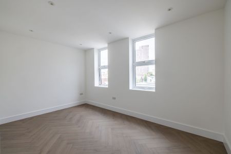 To Let 2 Bedroom Apartment - Photo 3