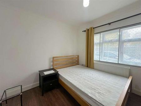 Elmdon Road, Hounslow, TW4 - Photo 5